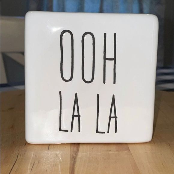 Decorative Ceramic Box Sign “Ooh La La”